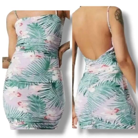 NEW Revamped Lilac Purple Palm Leaf Ruched Low Back Mini Dress Size Small - Picture 1 of 13